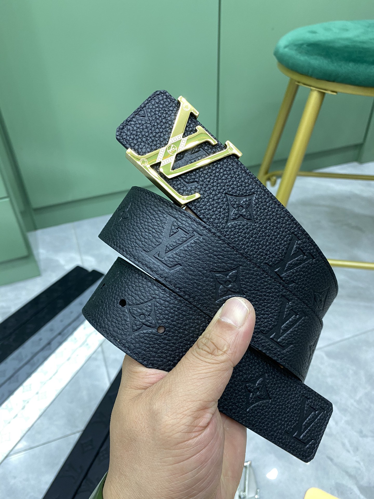 Louis Vuitton AAAA
 Belts Calfskin Cowhide