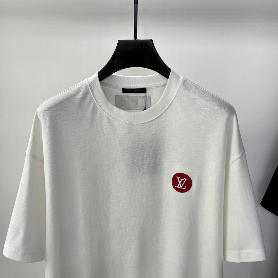 LVSS春夏新款短袖T恤专柜同步发售原版复刻一比一定制原版面料五金简约大气时间前卫值得信任WW尺码推荐X