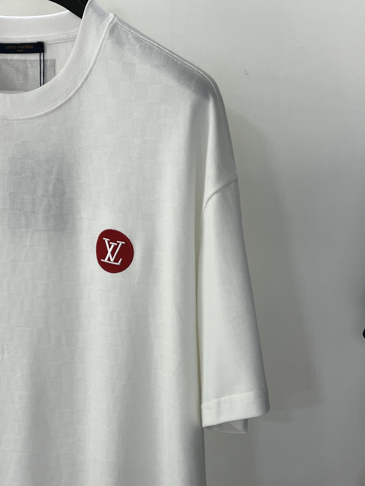 LVSS春夏新款短袖T恤专柜同步发售原版复刻一比一定制原版面料五金简约大气时间前卫值得信任WW尺码推荐X