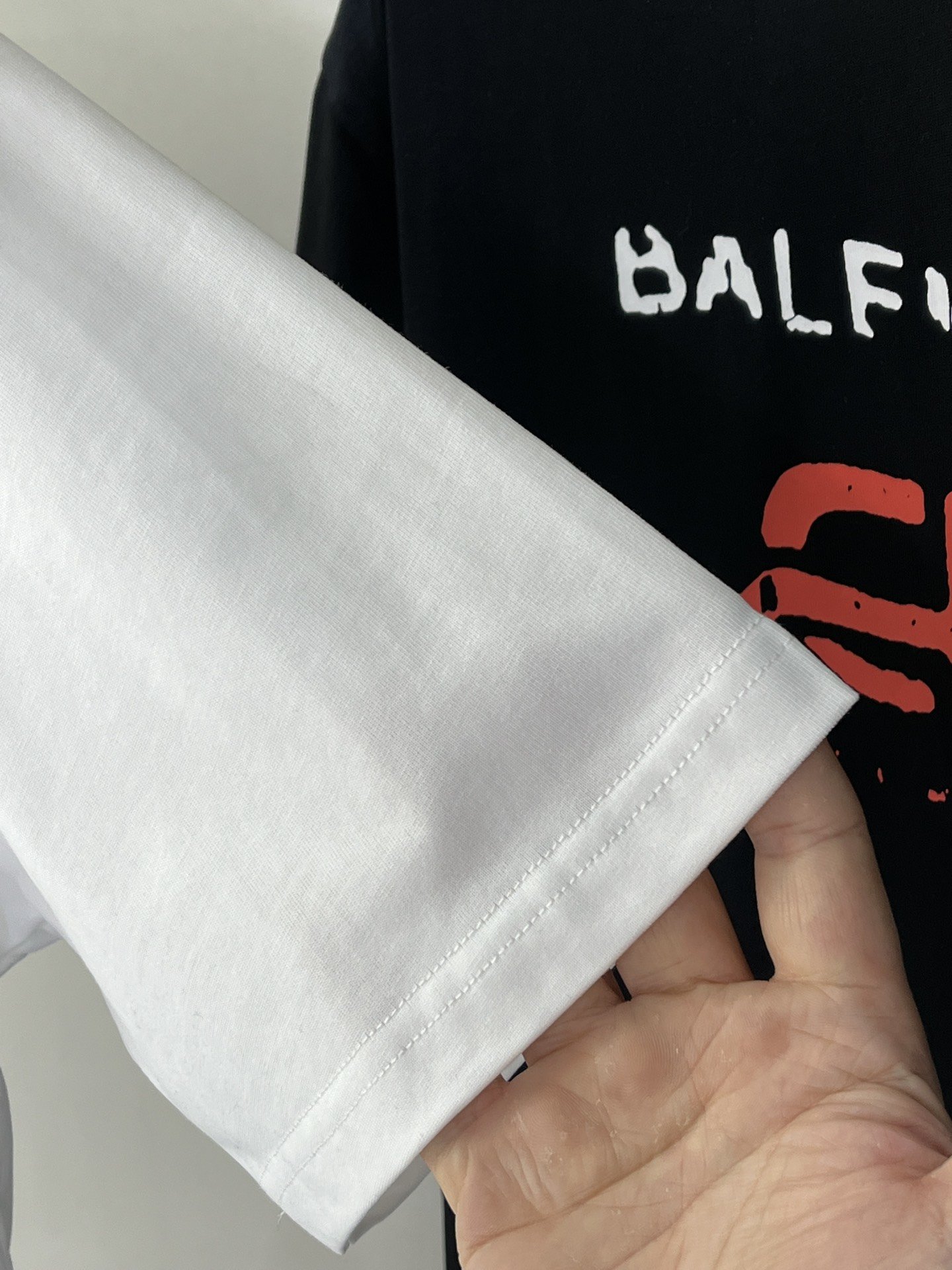 BLGSS春夏新款短袖T恤专柜同步发售原版复刻一比一定制原版面料五金简约大气时间前卫值得信任WW尺码推荐