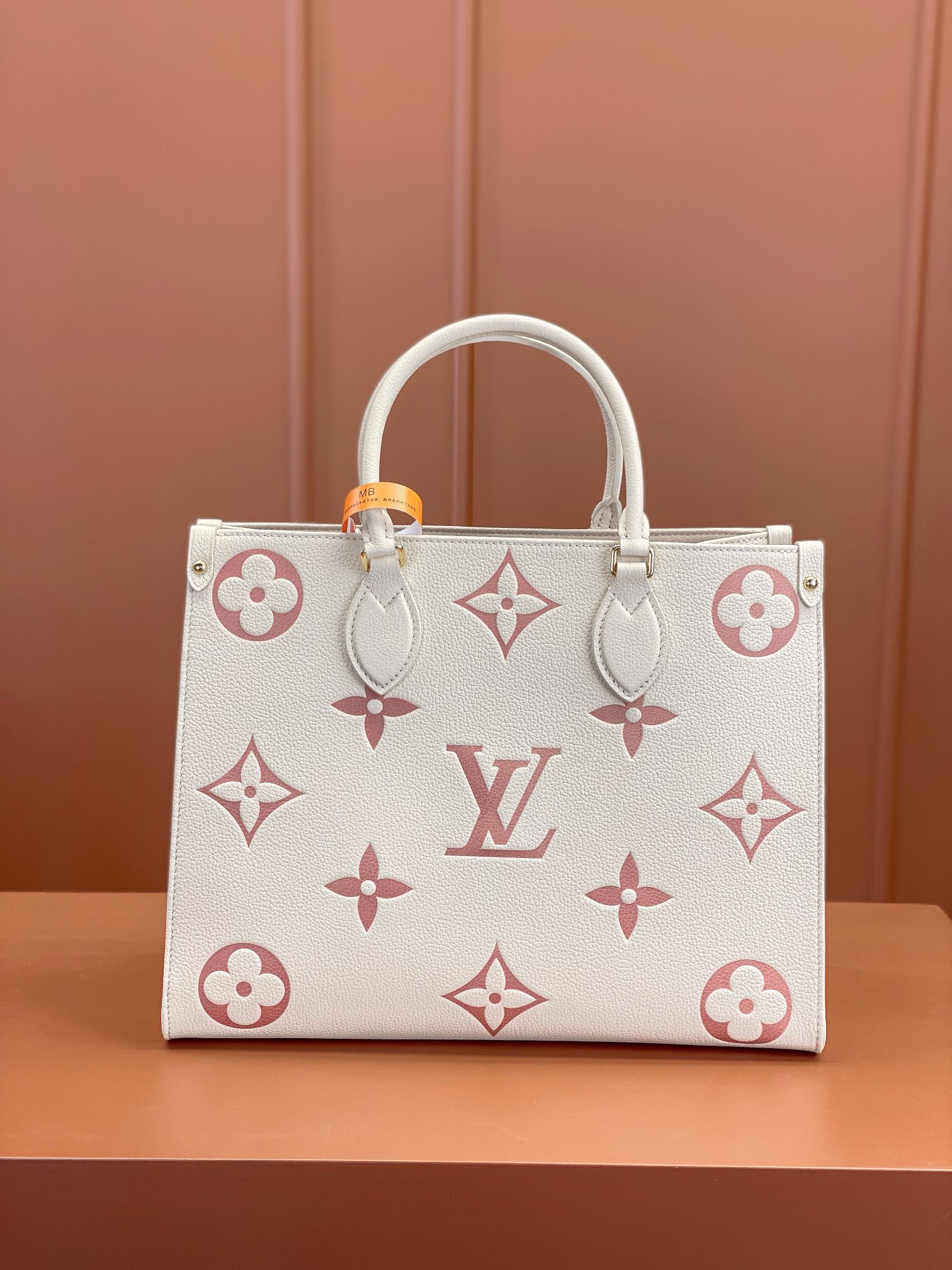 特级MB芯片版原厂皮ONTHEGO中号手袋型号M21575材料A级全钢五金进口原厂面料包装全套原厂免税M