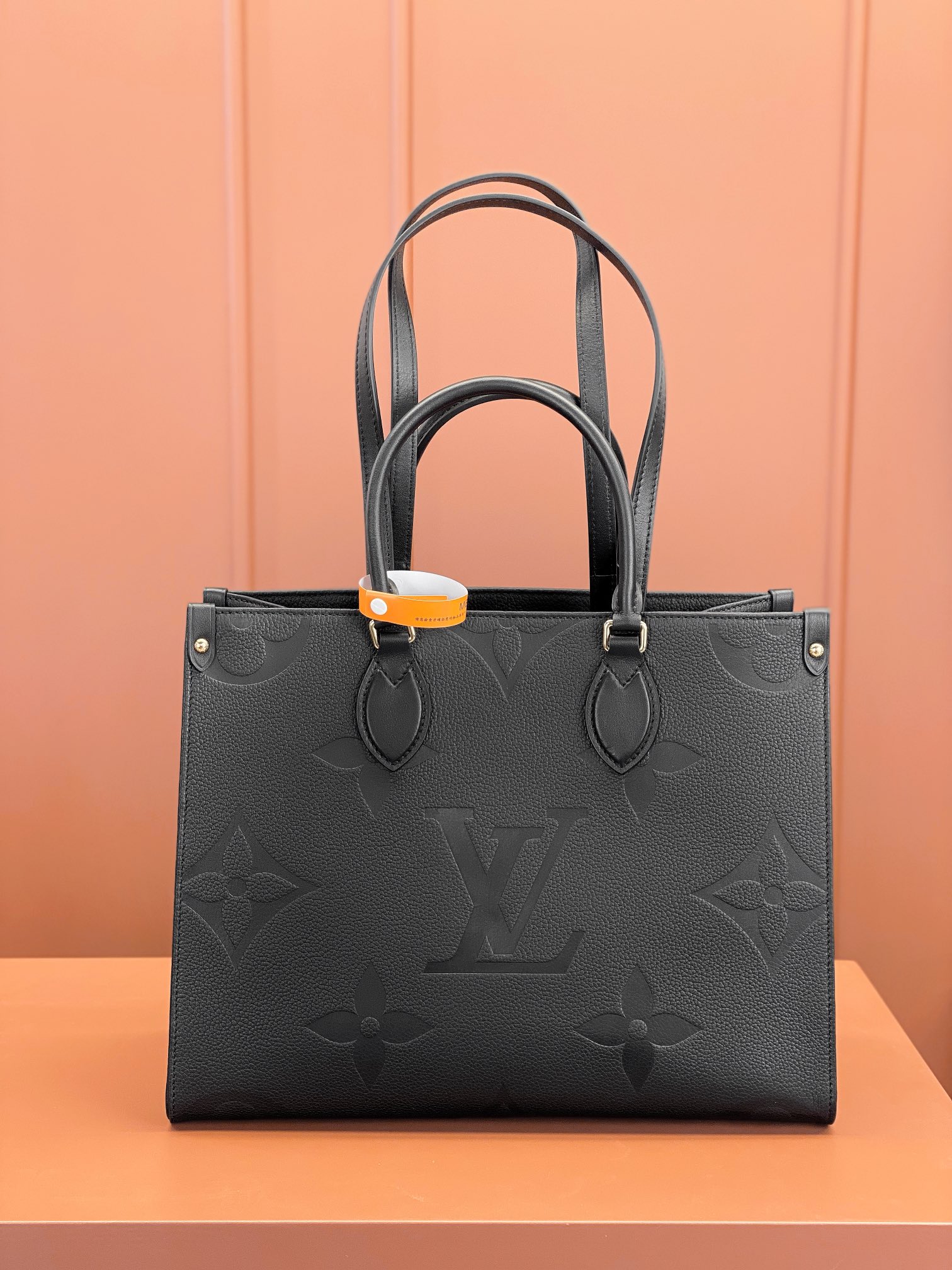 特级MB芯片版原厂皮ONTHEGO中号手袋型号M45595黑色材料A级全钢五金进口原厂面料包装全套原厂免