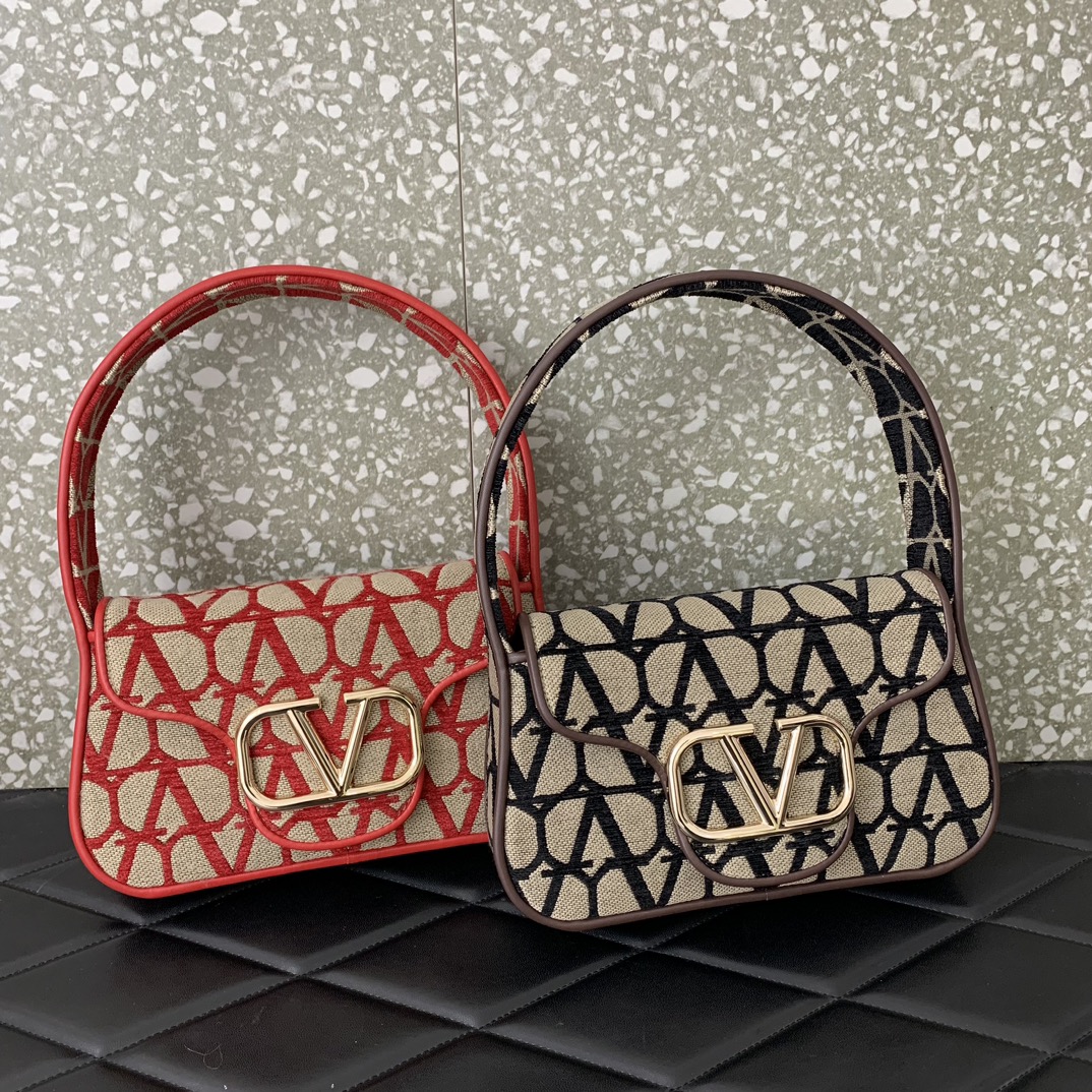 2ColorChoose VALENTINO Valentino new product