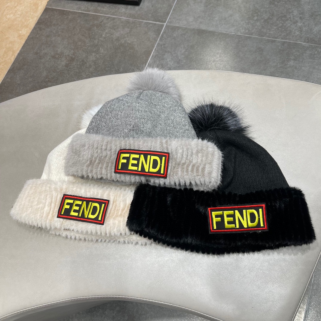 Fendi Hats Bucket Hat Knitted Hat Knitting Fall Collection