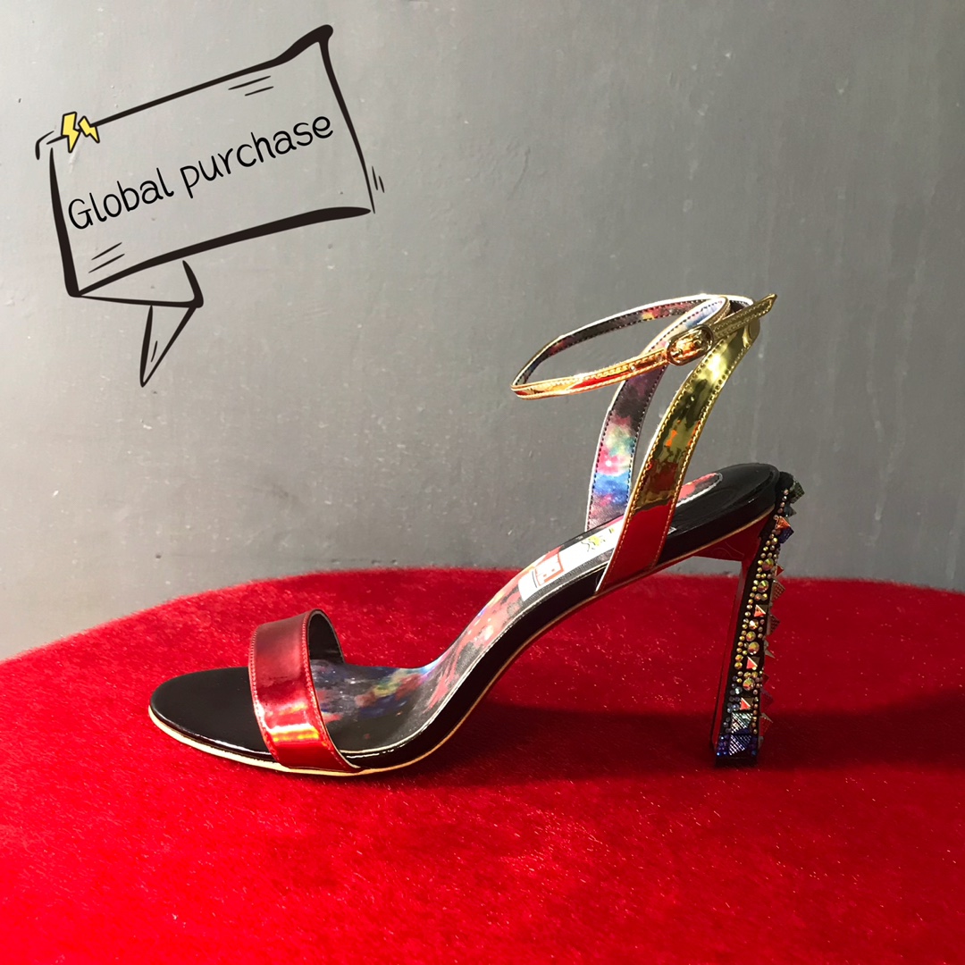 NO:100005,High-end custom spring and summer sandals classic series!  H10m, size 34-42. Customized model. L182-4 red color leather, gold metal leather, graffiti sheepskin, special trademark, colorful diamonds and multiple rivets synchronized with the official website. Standard European code Reference:L182-4 Color:red/gold/multi Material:calf leather Lining:goat leather Heel height:10Cm Sole:leather sole Size:EU 34-42 (US 4-11):,,christian louboutin,sandals,sheepskin19860909高端订制 春夏凉鞋精典款系列！ H10m,尺码34-42码.订制款.L182-4红幻彩皮,金金属皮,涂鸦羊皮,特殊商标,多彩钻多铆钉跟官网同步. 标准欧码 Reference:L182-4 Color:red/gold/multi Material:calf leather Lining:goat leather Heel heigh:10Cm Sole:leather sole Size:EU 34－42（US 4一11) :,,christian louboutin,sandals,sheepskin,Women's Shoes
