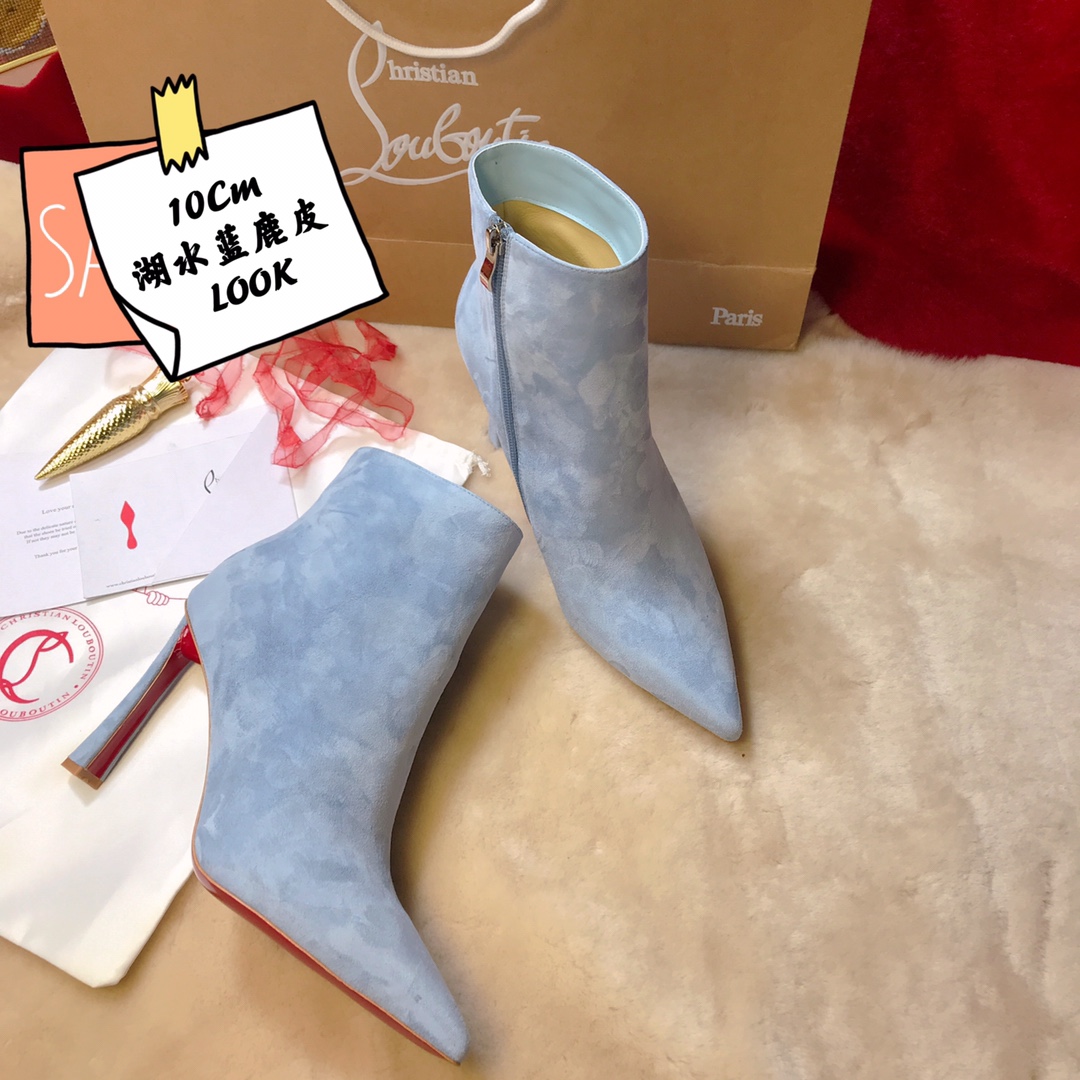 NO:100325,High-end customized autumn and winter classic series!  H10Cm. Size 34-42. Customized leather large sole. X8287-1, lake blue deer leather, standard European size Reference: X8287-1 Color: blue/blue Material:sheep leather Lining:goat leather Heel height:10Cm Sole:leather sole Size:EU 34-42 (US 4-11):,,christian louboutin,Leather soles19860909高端订制 秋冬精典款系列！ H10Cm.尺码34-42码.真皮大底订制款.X8287-1,湖水蓝色鹿皮, 标准欧码 Reference:X8287-1 Color:blue/blue Material:sheep leather Lining:goat leather Heel heigh:10Cm Sole:leather sole Size:EU 34－42（US 4一11) :,,christian louboutin,Leather soles,Women's Shoes