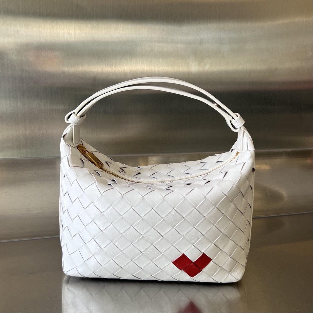 Bottega Veneta bv Valentine's Day Limited Edition White