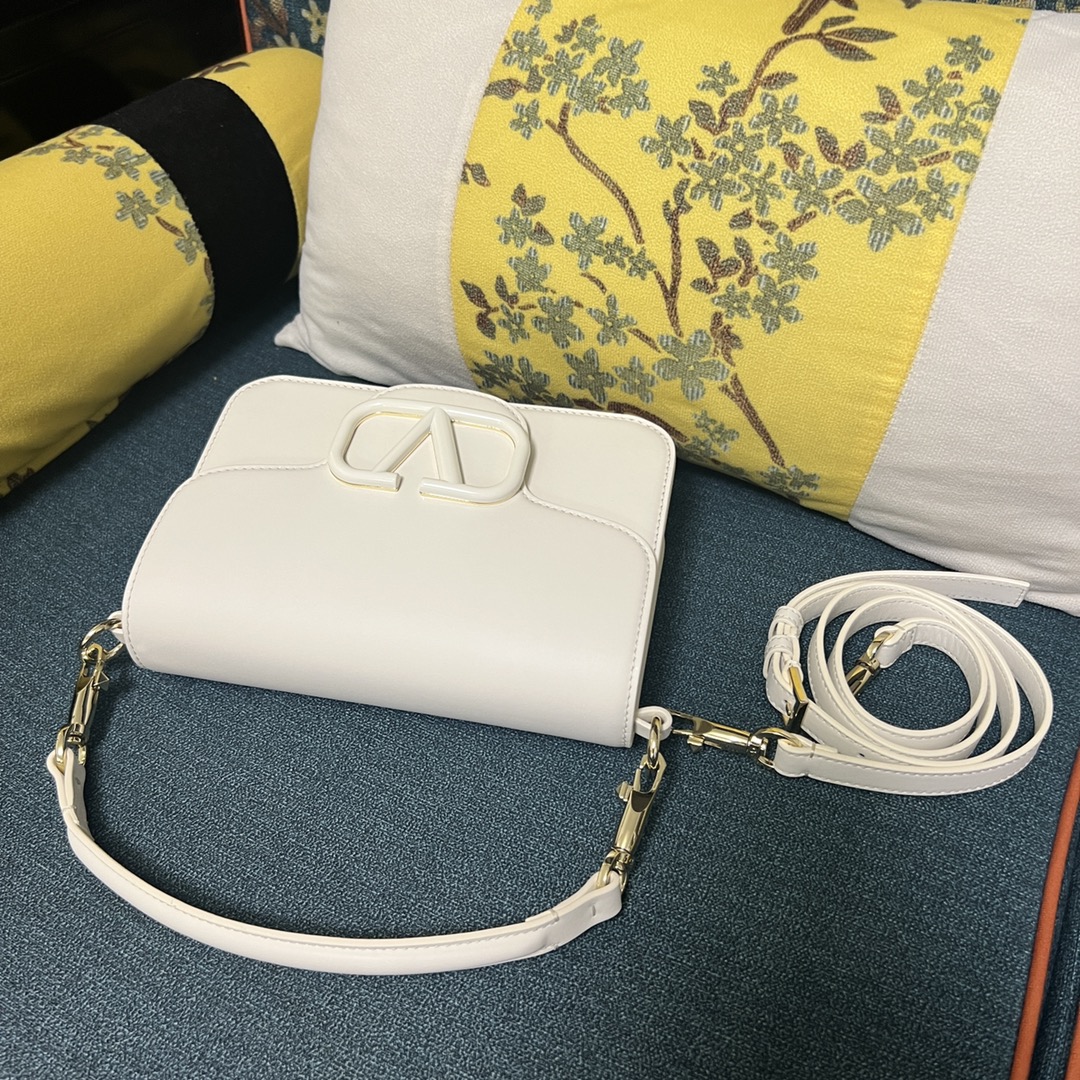 [Valentino Women