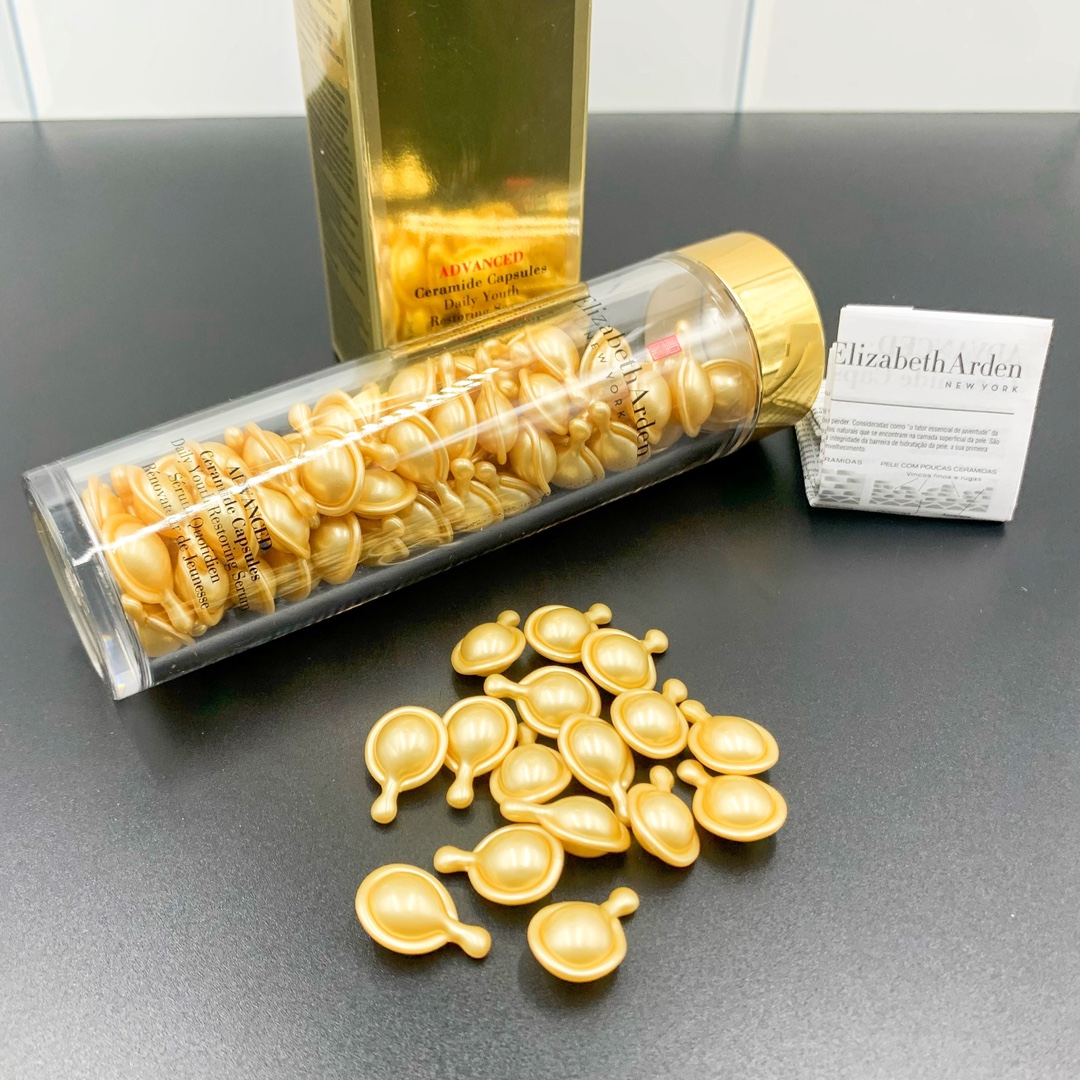 65💰
可配中文标，细节全对版，味道对香，市面最高版本，非流通普货，正品质量直供，支持对比，明通市场认可版本✔️伊丽莎白雅顿金胶90粒明通版42ml！