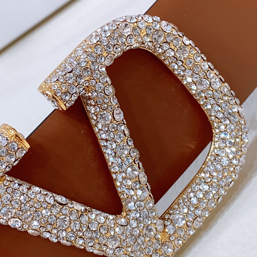 Valentino Garavani Vlogo Signature Calfskin Belt Purchase Guide - 图片 6