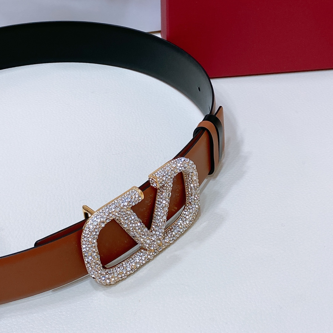 Valentino Garavani Vlogo Signature Calfskin Belt Purchase Guide - 图片 8