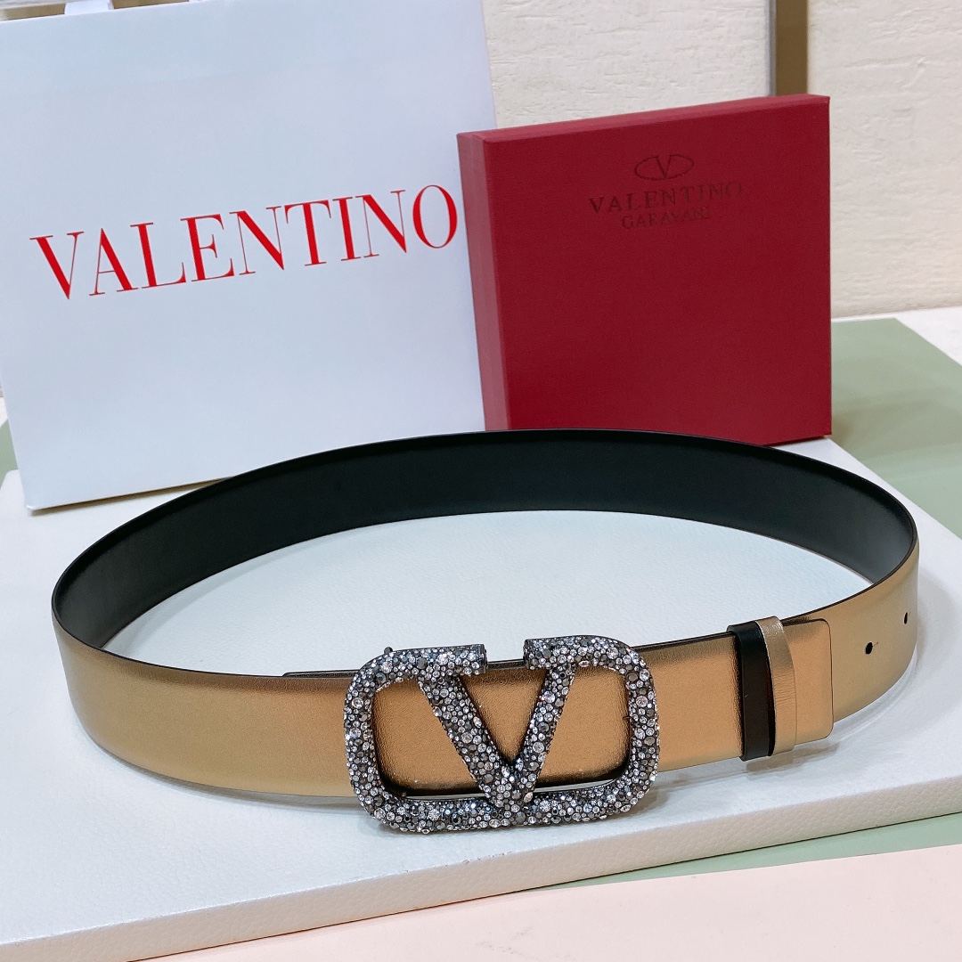 Valentino Garavani VLOGO Signature Calfskin Belt Purchase Guide - 图片 1
