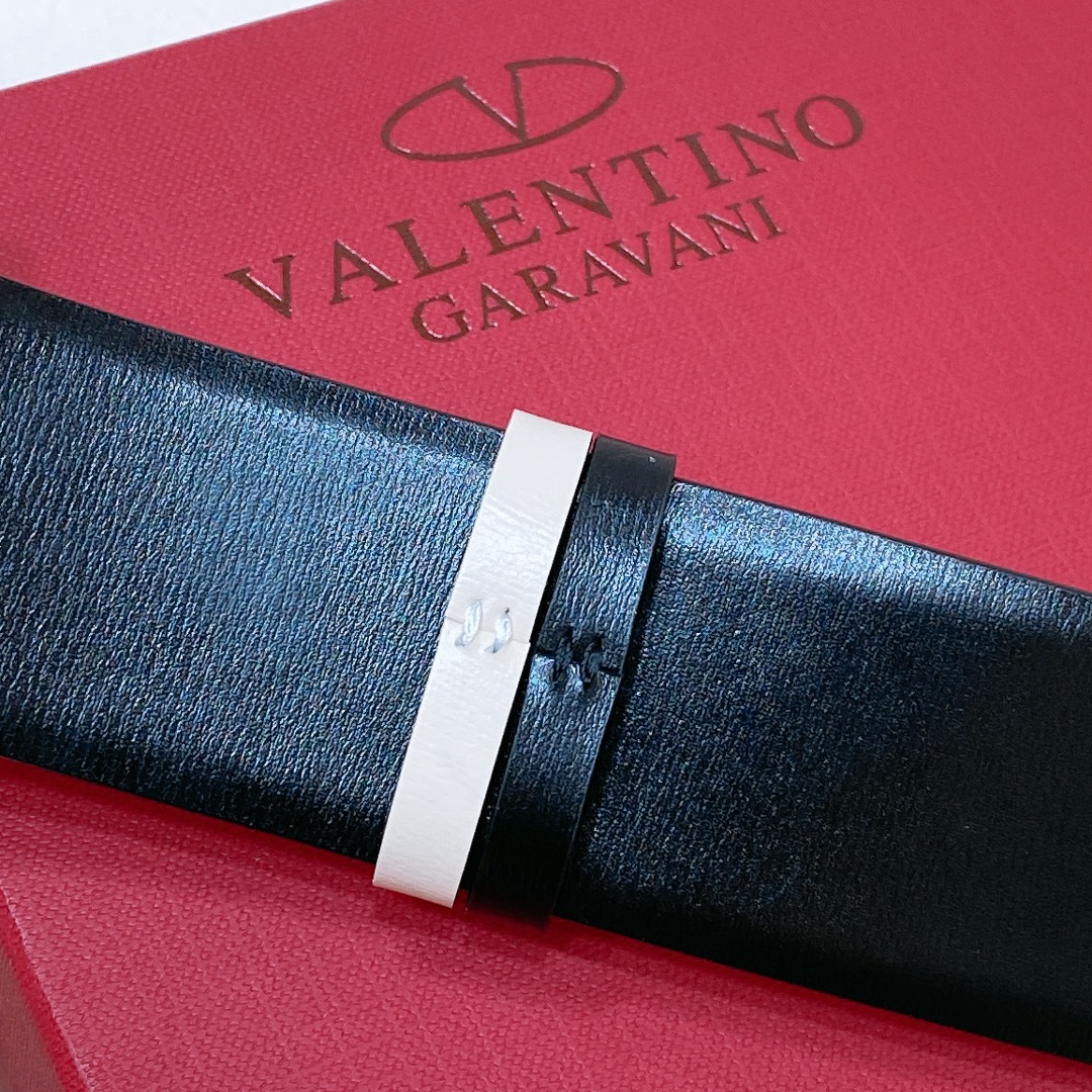 Valentino Garavani VLogo Belt: Bright Calf Skin, 4.0 cm Width, Trusted Signature Design - 图片 7