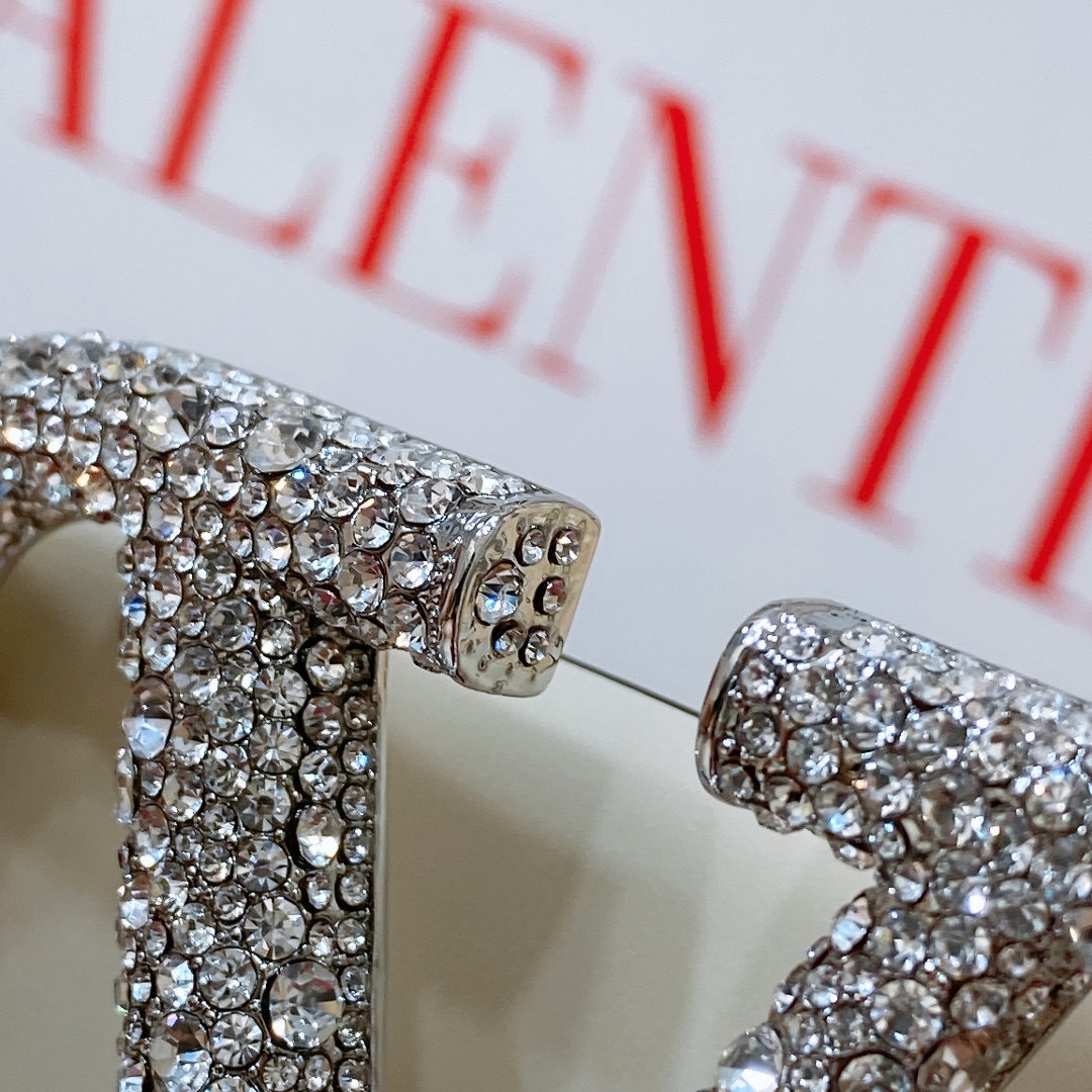 Valentino Garavani VLogo Belt: Bright Calf Skin, 4.0 cm Width, Trusted Signature Design - 图片 4