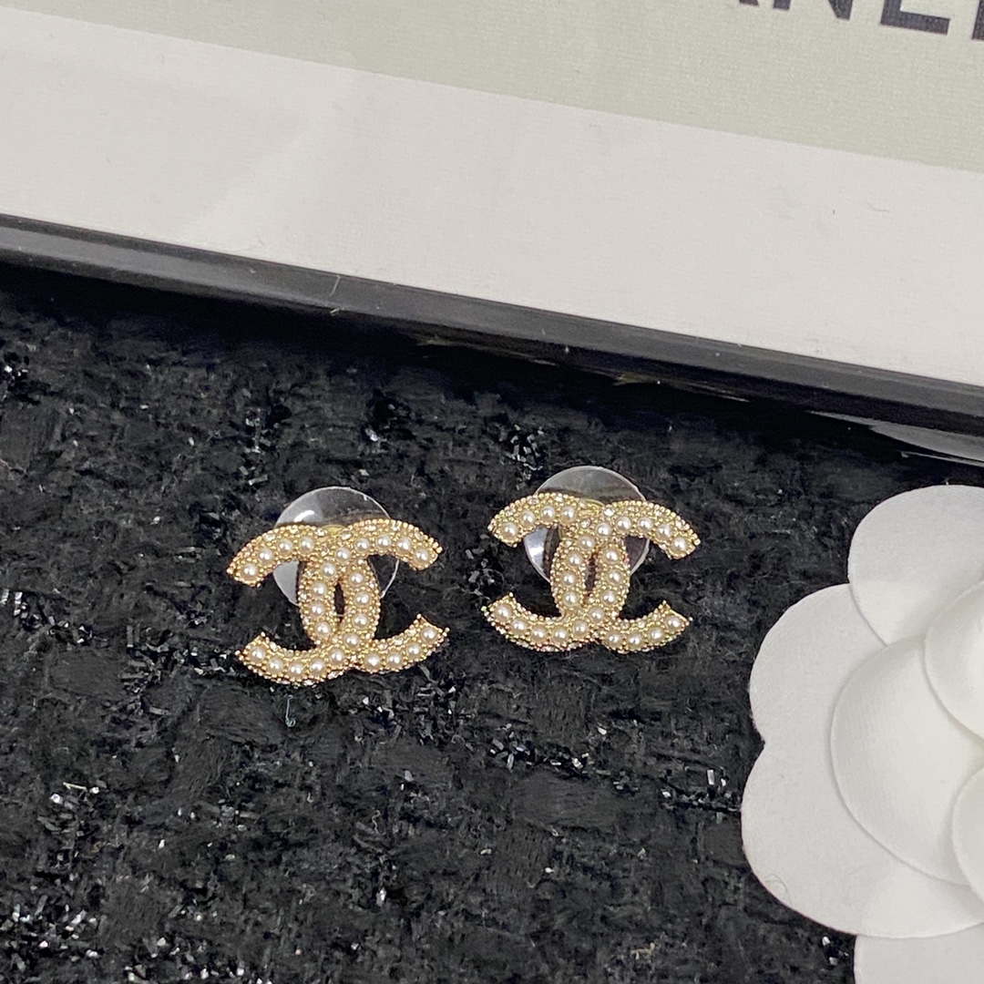 Louis Vuitton Haute Couture Haute Couture Fine Jewelry Necklace Bracelet 8