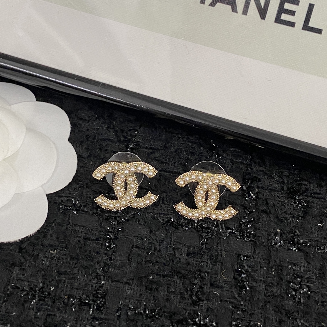 Louis Vuitton Haute Couture Haute Couture Fine Jewelry Necklace Bracelet 2