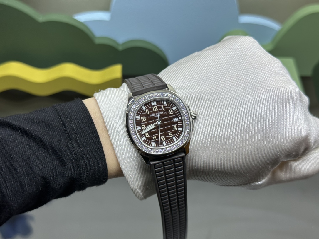 Patek Philippe 5067A Stone Watch Clone with Swiss Quartz Core – Perfect Harmonization of Original Design - 图片 9