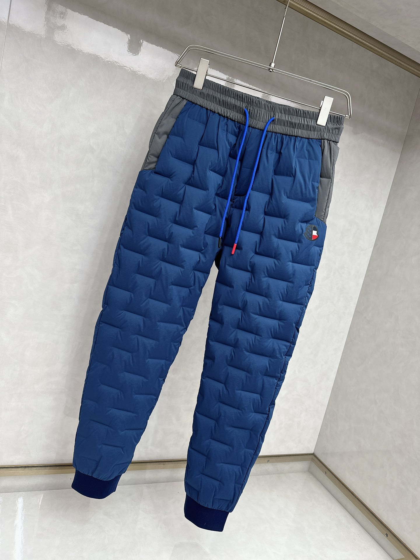 盟可睐 Moncler 高定典藏名品高定成衣时装外套连衣裙衬衫T恤 #EDFE015C 2
