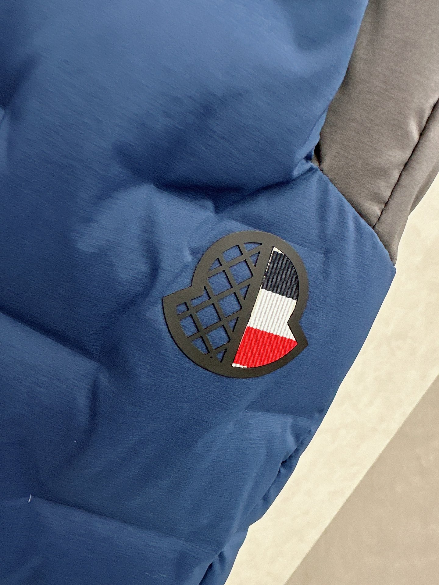 盟可睐 Moncler 高定典藏名品高定成衣时装外套连衣裙衬衫T恤 #EDFE015C 6