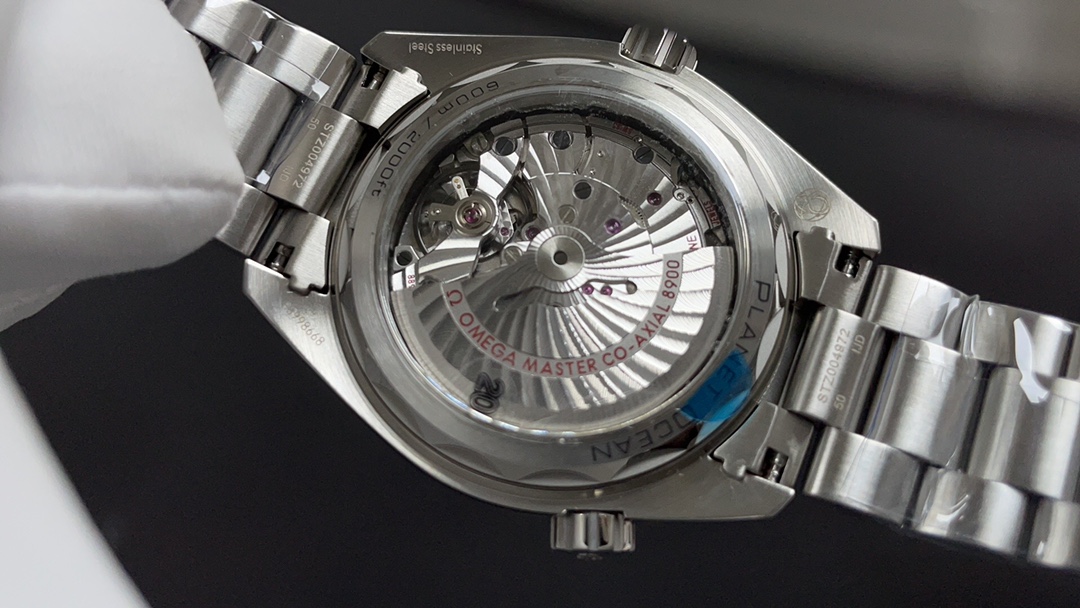 Omega 今日推荐 四分之一橙 43.5mm 8900机