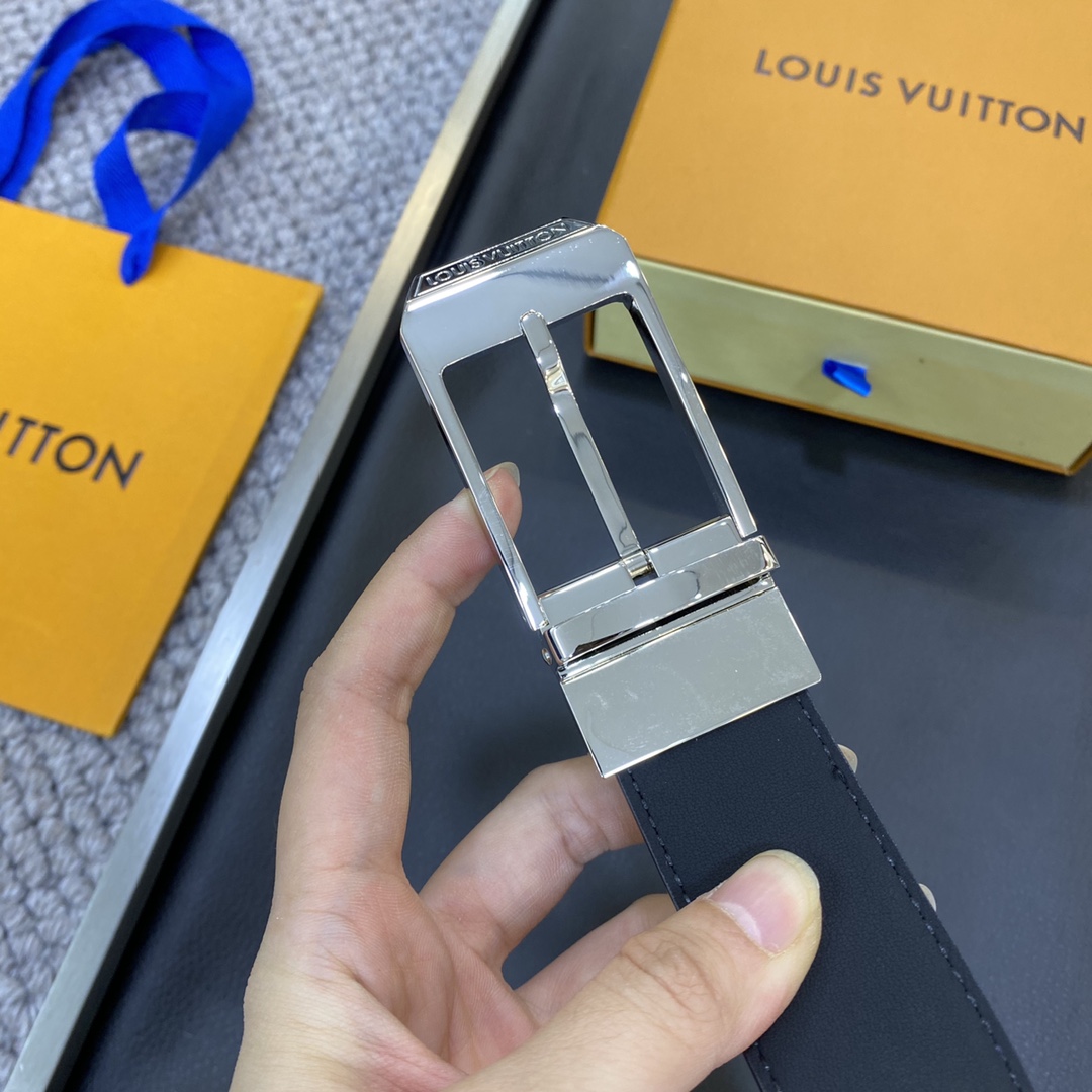 NO:138112,Original single.Doujia LV early spring new product Original single quality Width 3.5cm available on both sides New modern and fashionable canvas set off the original calf leather base Paired with classic and exquisite buckle design, belt, louis vuitton, louis vuitton, louis vuitton, louis vuitton, cowhide19860909原单 .驴家LV早春新品 原单品质 宽度3.5cm 双面可用 全新摩登时尚的帆布衬托原厂小牛皮底 搭配经典而精致的搭扣设计,皮带,louis vuitton,louis vuitton,louis vuitton,cowhide,Belt