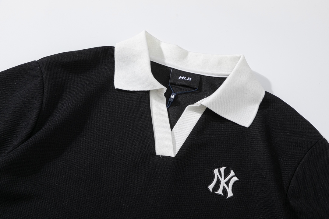 Fashionable Black and White Section H-C A210 Tops with Multiple Sizes Available - 图片 4