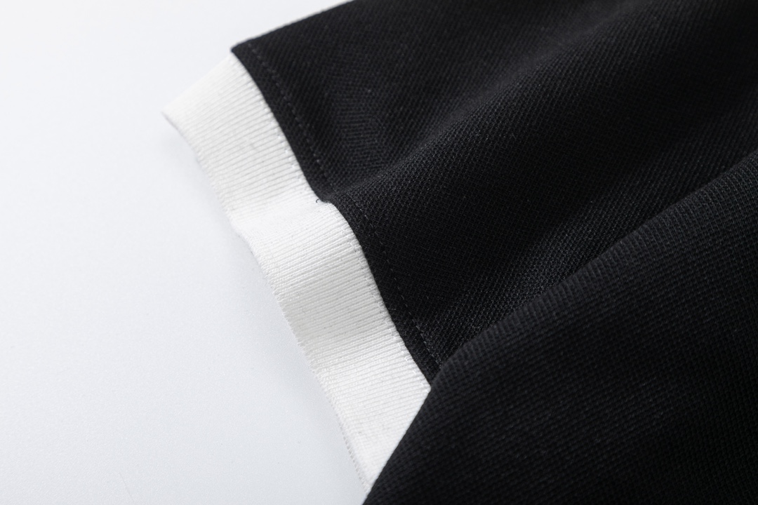 Fashionable Black and White Section H-C A210 Tops with Multiple Sizes Available - 图片 7