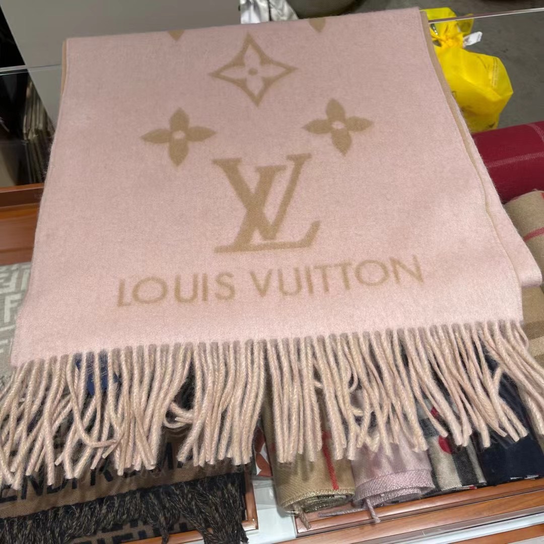 Louis Vuitton Scarf Pink Epi Cashmere