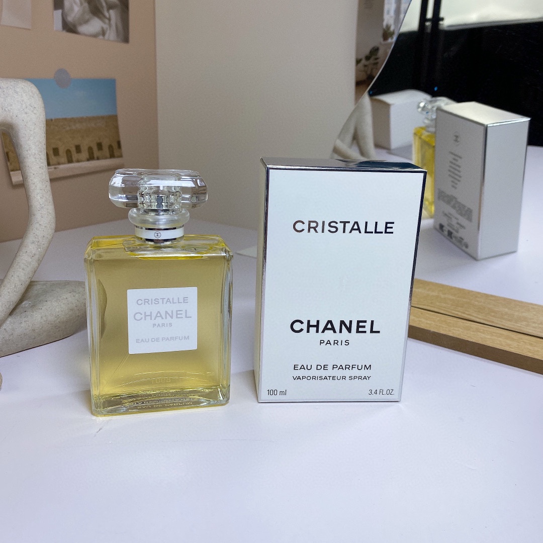 Chanel Sale
 Perfume Green Women