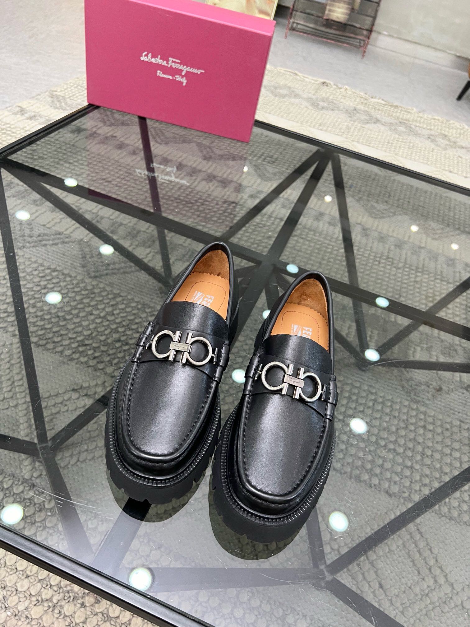 NO:216755,Brand Ferragamo Color original color matching Number 39-44 Customized 45 Price Material Ferragamo High-quality · Real-life new model Business casual leather shoes Top original single cow goods regular shoe factory upper imported cowhide luxury cowhide inner high-end quality original hardware buckle rotating gold buckle, silver buckle, matching makes the whole shoe high-end atmospheric Original foamed sole, Ferragamo leather shoes, ferragamo, ferragamo, cowhide19860909品牌Ferragamo 颜色原版配色 码数39-44定做45 价格 材质菲拉格慕高质·实拍新款 商务休闲皮鞋顶级原单牛货正规鞋厂出品鞋面进口牛皮制作奢华牛皮内里高端品质原版五金扣旋转金扣,银扣,搭配使整个鞋子高端大气 原版发泡大底,菲拉格慕 皮鞋,ferragamo,ferragamo,cowhide,Men's shoes