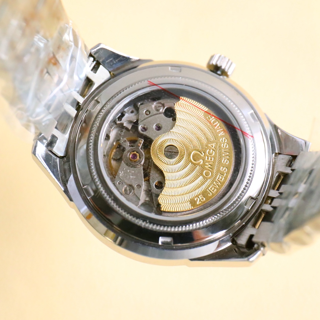 男人挚爱三针腕表️最新欧米加最佳设计独家首发类型精品男士腕表表带真牛皮/316表带机芯西铁城机械机芯镜面