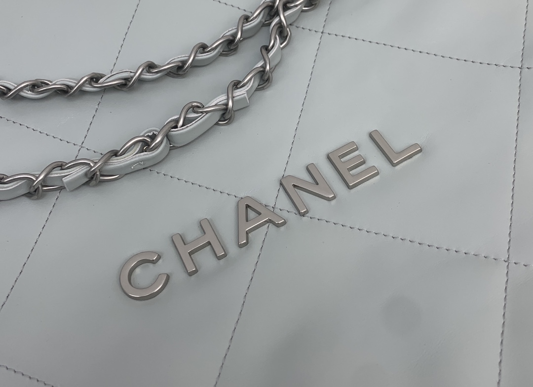 Chanel 22bag garbage bag named after the year, if you missed the annual bag king 19bag, Italian first-class calfskin