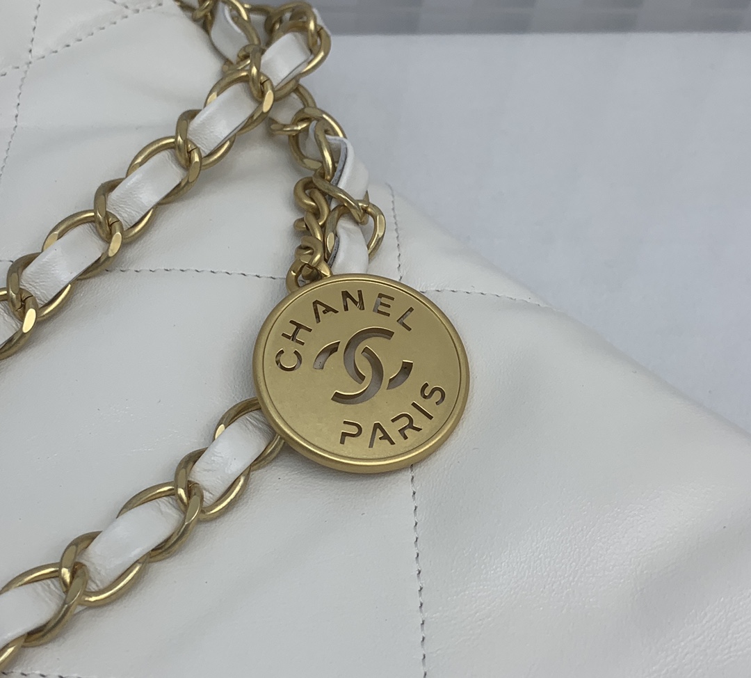 Chanel 22bag garbage bag named after the year, if you missed the annual bag king 19bag, Italian first-class calfskin