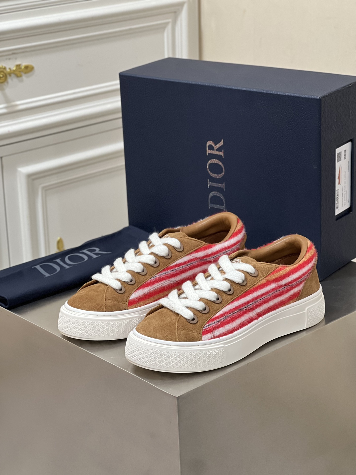 Online z Chin
 Dior Buty sportowe Kupuj najlepszą wysoką autentyczną replikę jakości
 Czarny Biały Żółty Drukowanie Unisex Skóra krowia Guma Oblique Spodnie dresowe