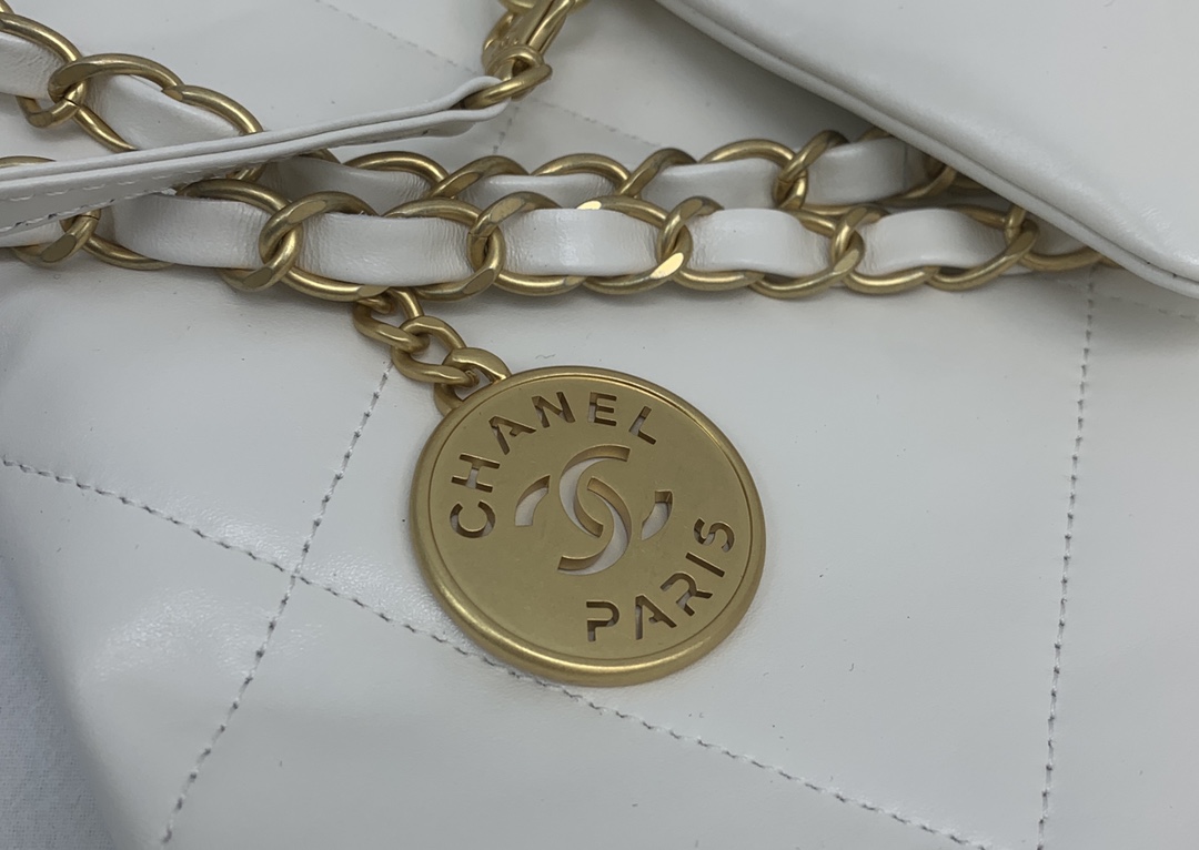 Chanel 22bag garbage bag named after the year, if you missed the annual bag king 19bag, Italian first-class calfskin