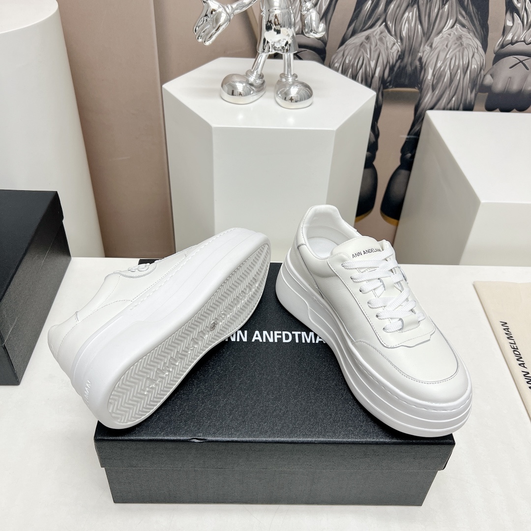 Monopoly Top Edition: Classic Leisure Shoes with Unique Design and Quality Materials - 图片 9