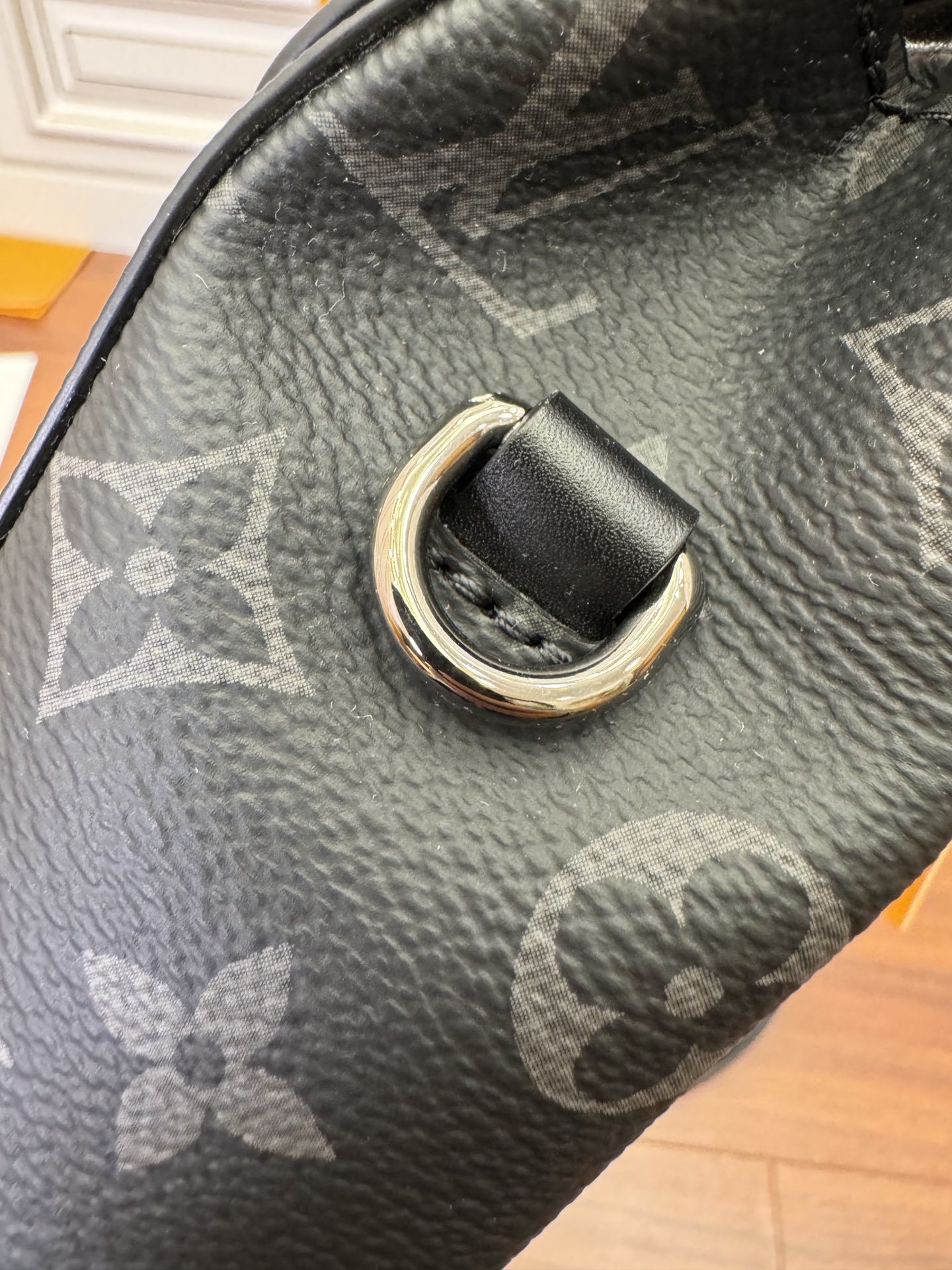 独家首发型号特正版M82774品质全面再次升级专柜同步电子芯片内码新礼盒礼品袋保护纸铜版电子标签合格证皮