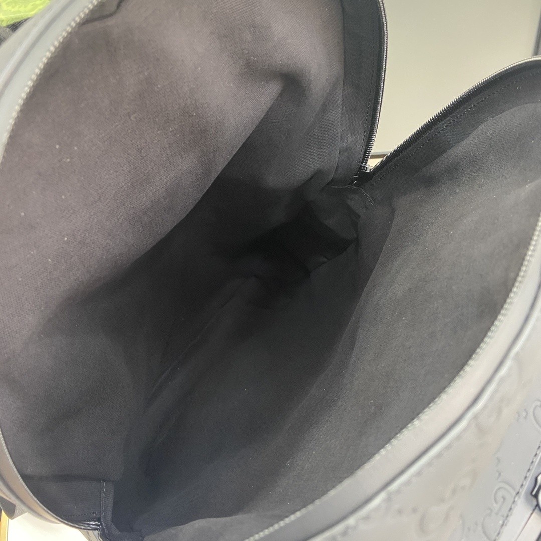 配全套原厂绿盒包装GG背包Gucci配色再添惊喜推出更多精致色调新配色和色彩组合为品牌标志性单品注入新意