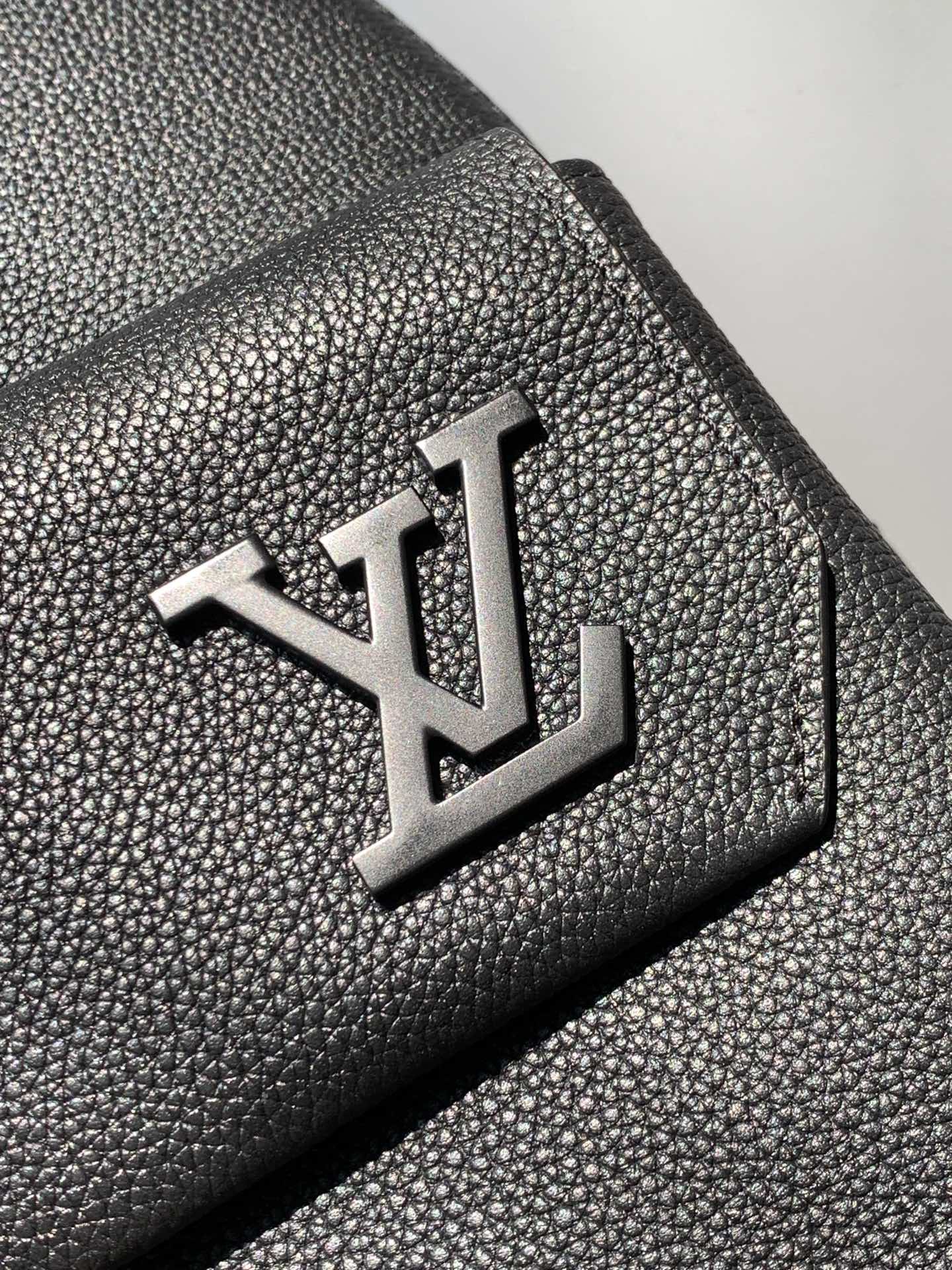 Louis Vuitton LV Aerogram 双肩包