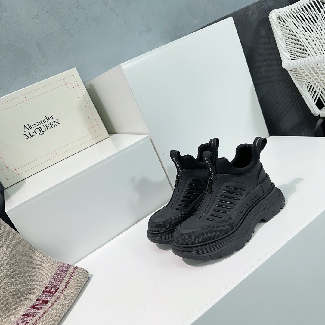 High Quality Alexander McQueen Shoes with Silk-Skin Soles: 24 Springs Collection - 图片 2