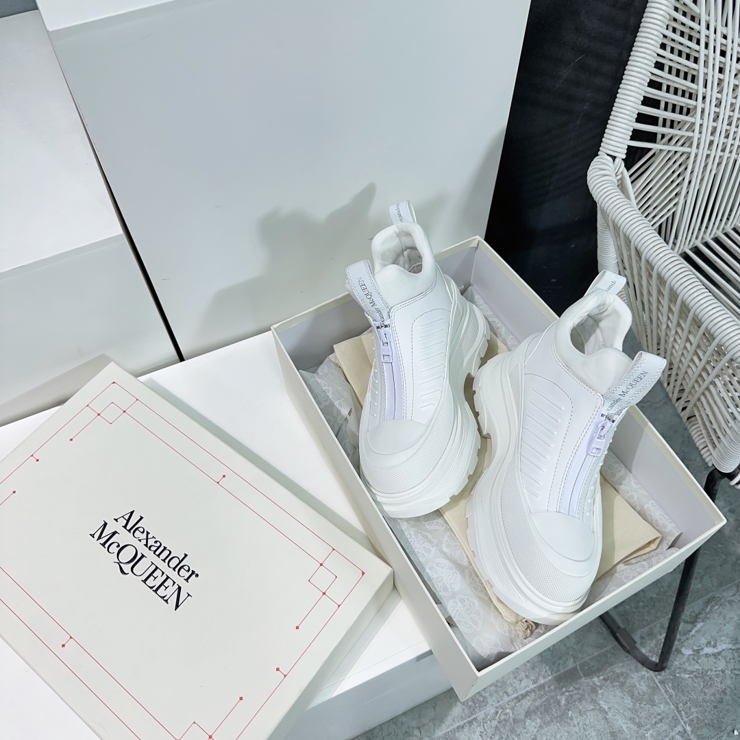High Quality Alexander McQueen Silk-Skin Shoes with Rubber Base, Various Sizes - 图片 5
