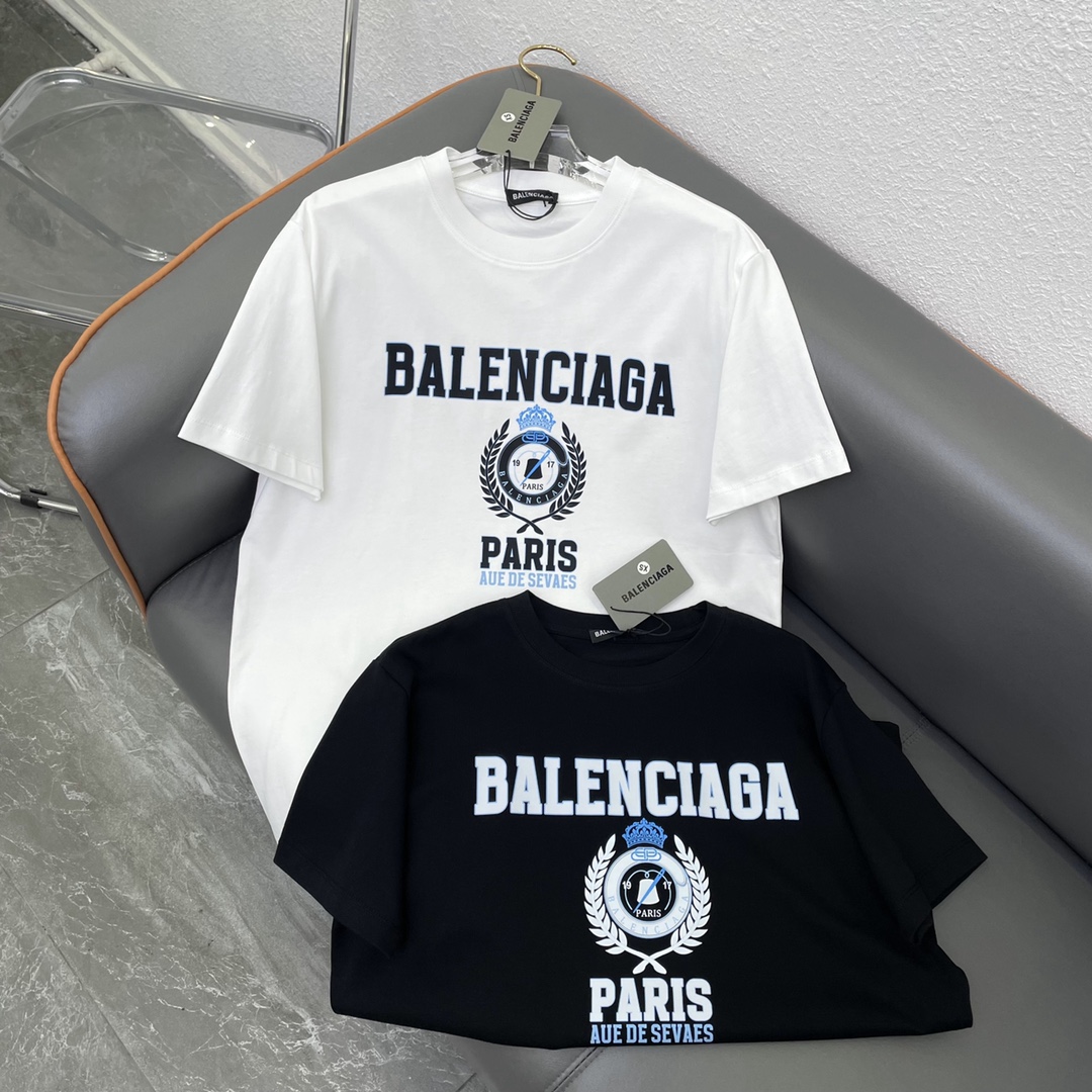 ????????Balenciaga2024早春新款麦穗时钟经典字母印花T恤！黑色 白色 XS S M