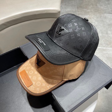 NO:189798,LV baseball cap new Louis Vuitton baseball cap is popular, versatile items are very good to match, excellent quality, fashionable versatile hat, fisherman hat, baseball cap knit hat, hat, louis vuitton, louis vuitton, espadrilles, hats19860909LV棒球帽新款路易威登棒球帽 火爆出货,百搭单品随便搭配都很好看 质量超赞 时尚百搭帽子渔夫帽棒球帽针织帽,帽子,louis vuitton,louis vuitton,espadrilles,hats,hat