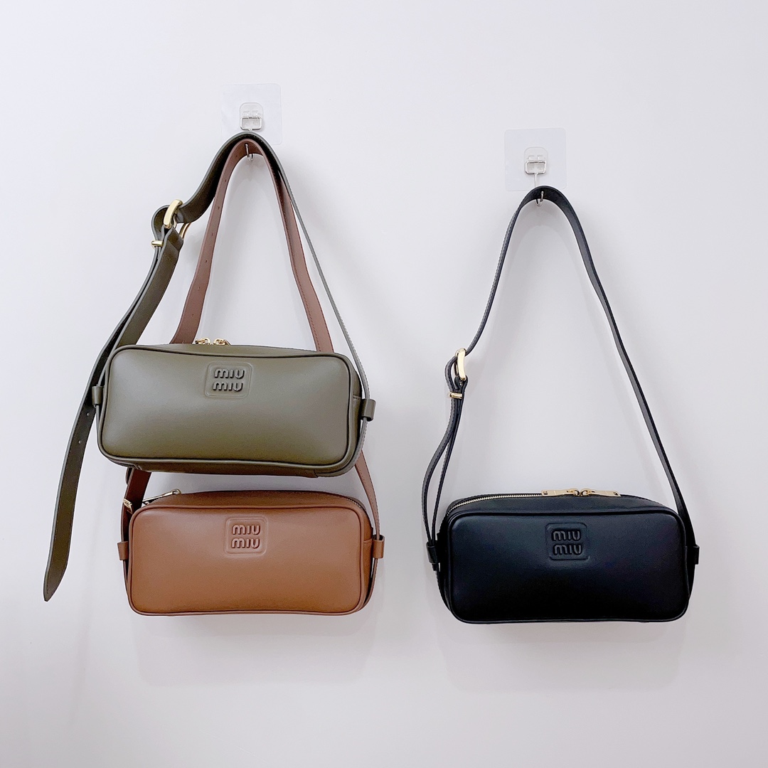 [Miu Miu Women