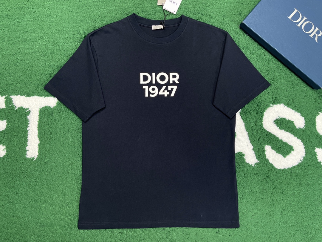 D1OR 宽松版型 T 恤SIZE：XS S M LPzddll