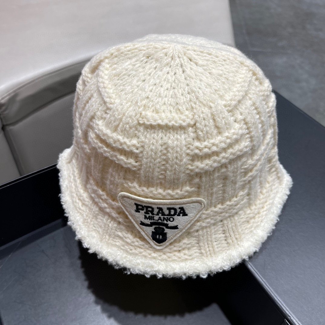 PRADA普拉达2023秋冬新款针线渔夫帽韩版设计多巴胺穿搭必备