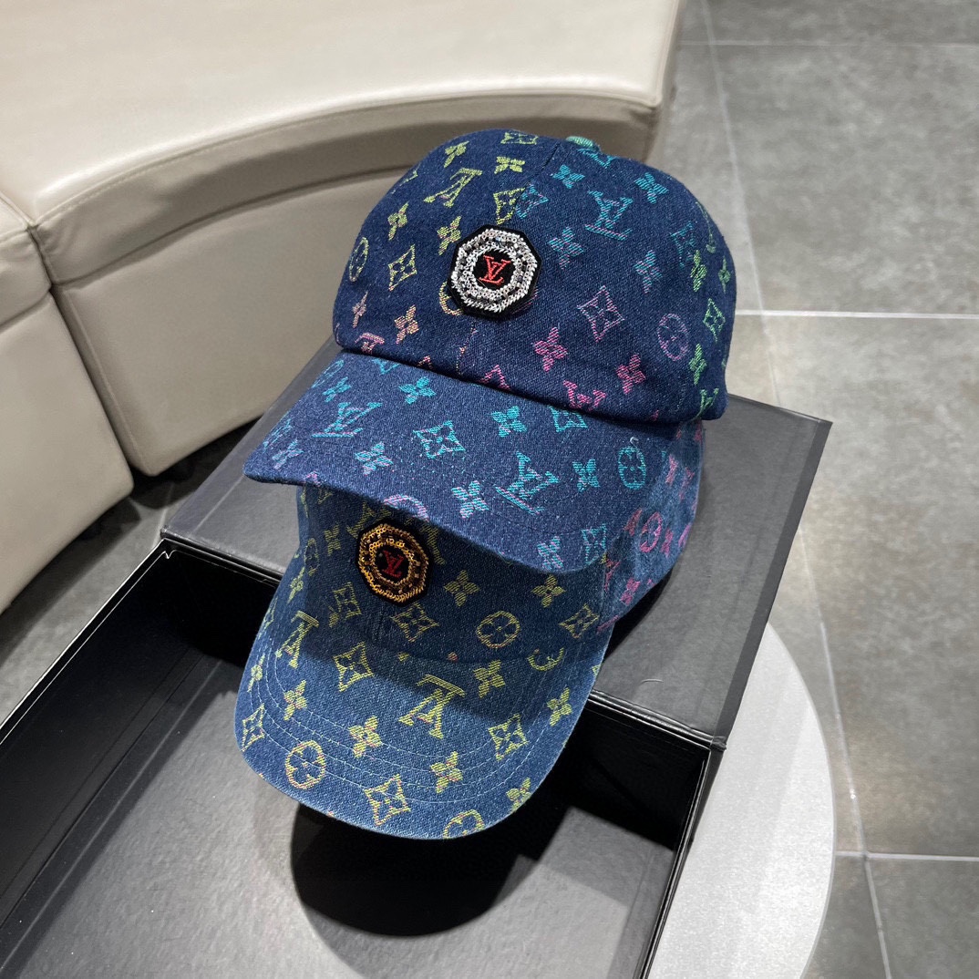 NO:189881,LV Louis Vuitton official website high-end shipping, classic leather hat brim baseball hat, very classic classic with denim, popular retro beauty, available in all seasons, must-have when going out, very small face, same hat for men and women, fisherman hat baseball hat knit hat, hat, louis vuitton, louis vuitton, espadrilles, hats19860909LV路易威登官网高版出货,经典真皮帽檐棒球帽,搭配牛仔布非常经典的经典,流行的复古美,四季可用,出门必备,非常显脸小,男女同款帽子渔夫帽棒球帽针织帽,帽子,louis vuitton,louis vuitton,espadrilles,hats,hat