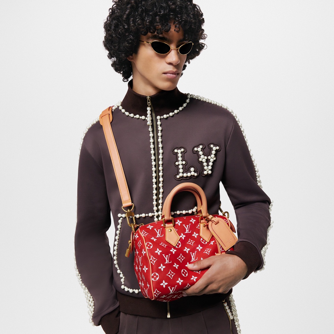 Louis Vuitton 24 new product launches, LV purchasing special supply channel