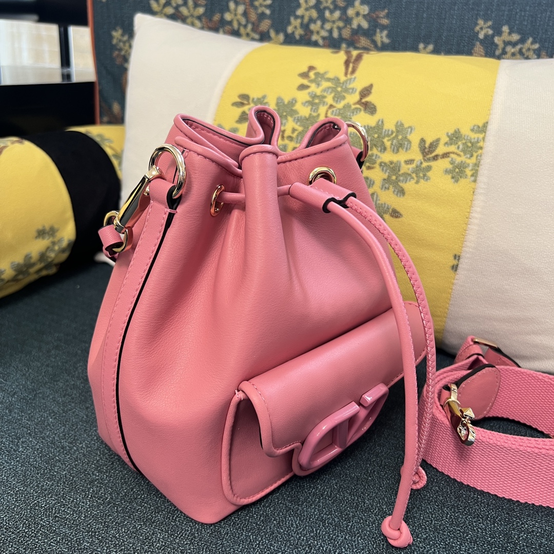 [Valentino Women