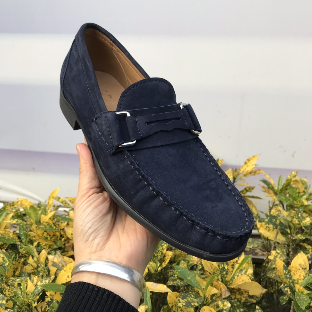 NO:100022,Year-end welfare high-version foreign trade leather beans shoes, standard code 39.40.41.42.43. No return or exchange, SF Express free shipping,19860909年终福利高版外贸真皮豆豆鞋,标准码39.40.41.42.43. .不退不换,顺丰包包邮,,Women's Shoes